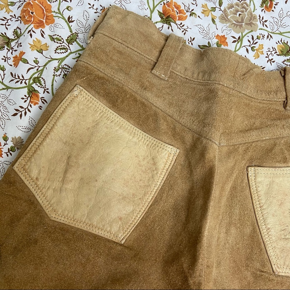 Vintage High Waisted Suede Shorts - Picture 9 of 10